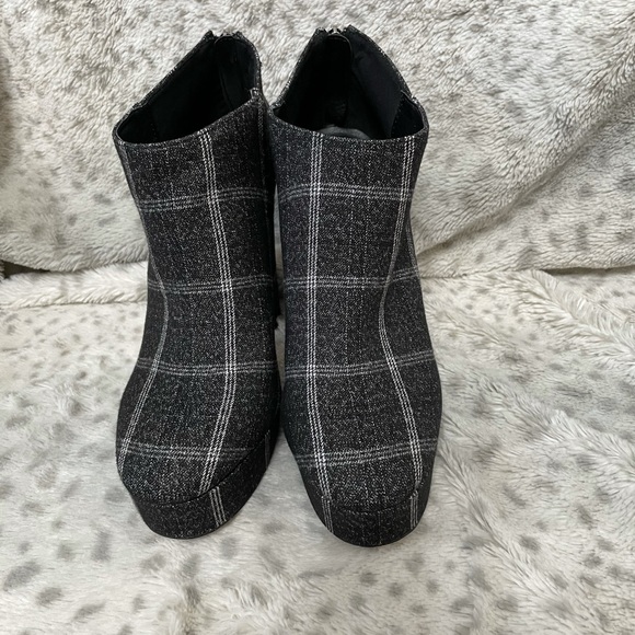 Jessica Simpson Booties Sz 8.5 - Picture 5 of 5